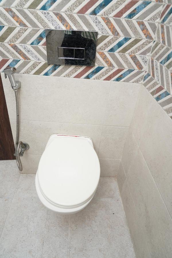 Own Stay New Delhi Buitenkant foto